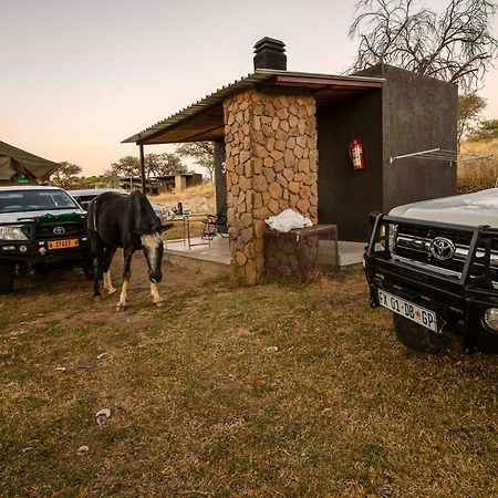 Daan Viljoen Game Lodge Windhoek Ngoại thất bức ảnh